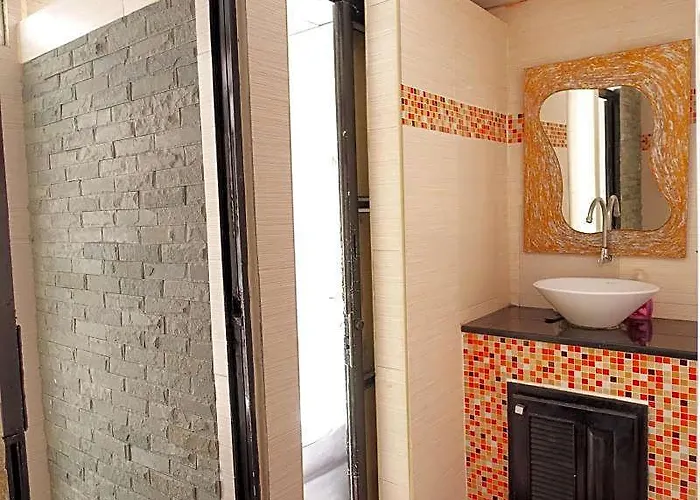 1sabai Hotel 2*